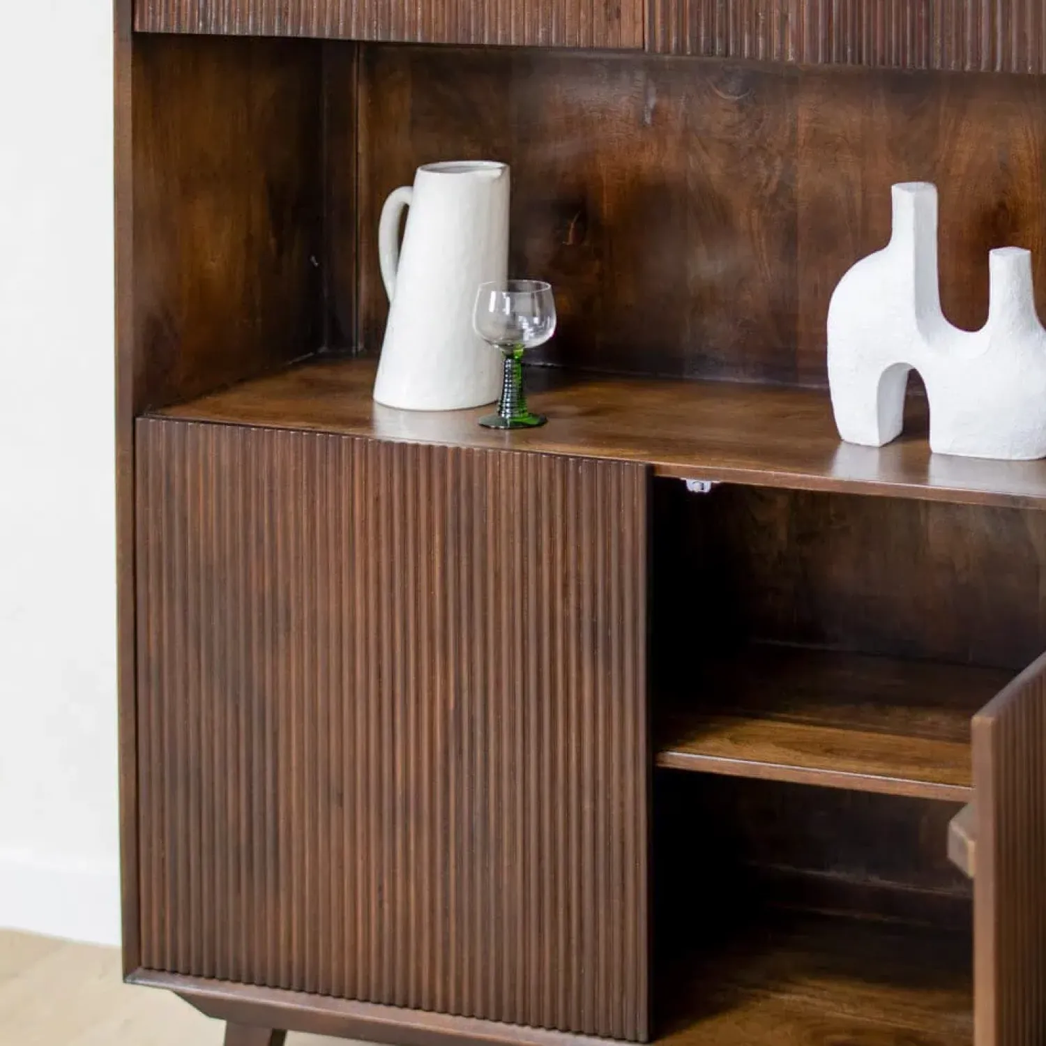 Vane Living Boekenkasten|Industriele Kasten|Albin Boekenkast walnoot 120cm