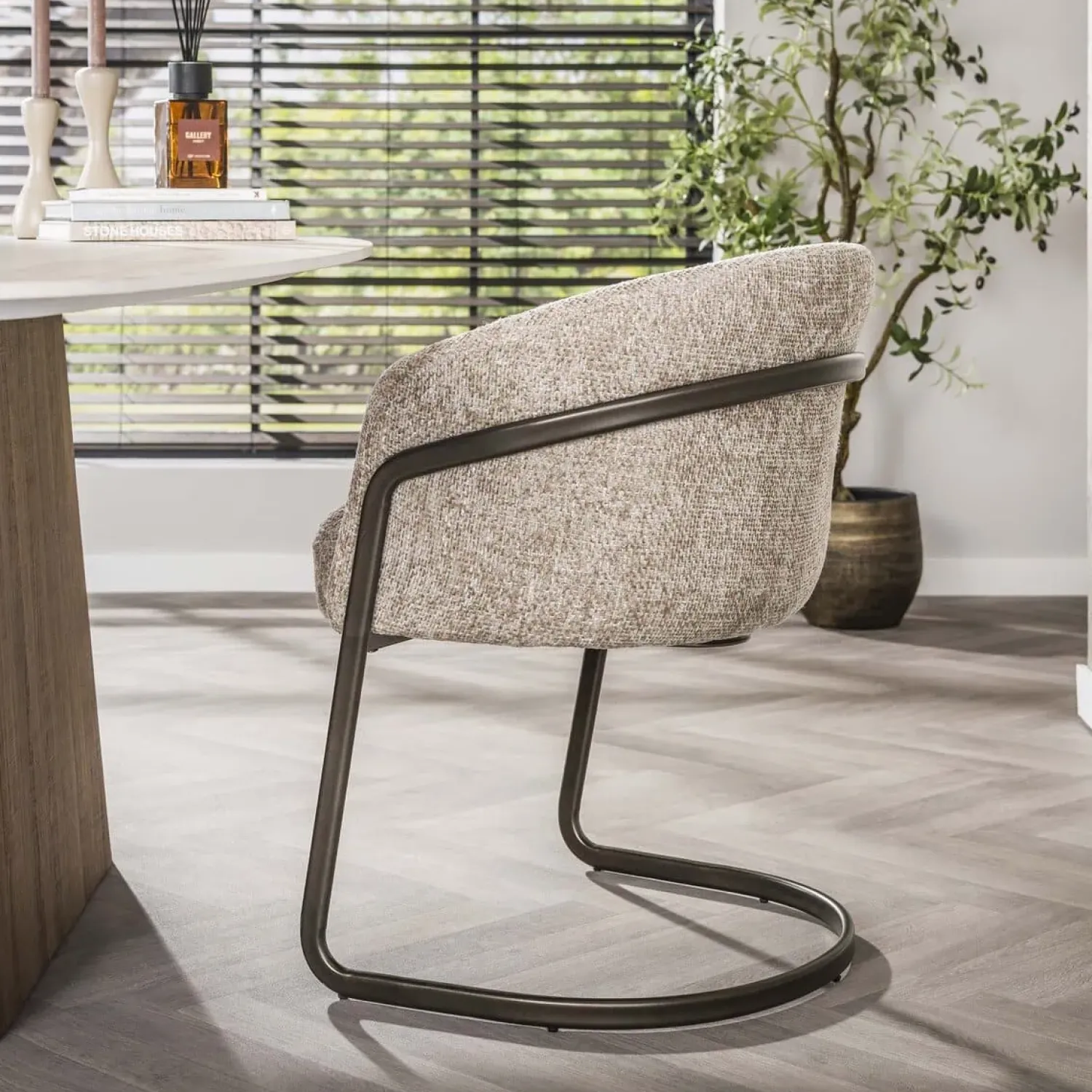 Kalfort Eetkamerstoelen|Anna Eetkamerstoel hoven Zand