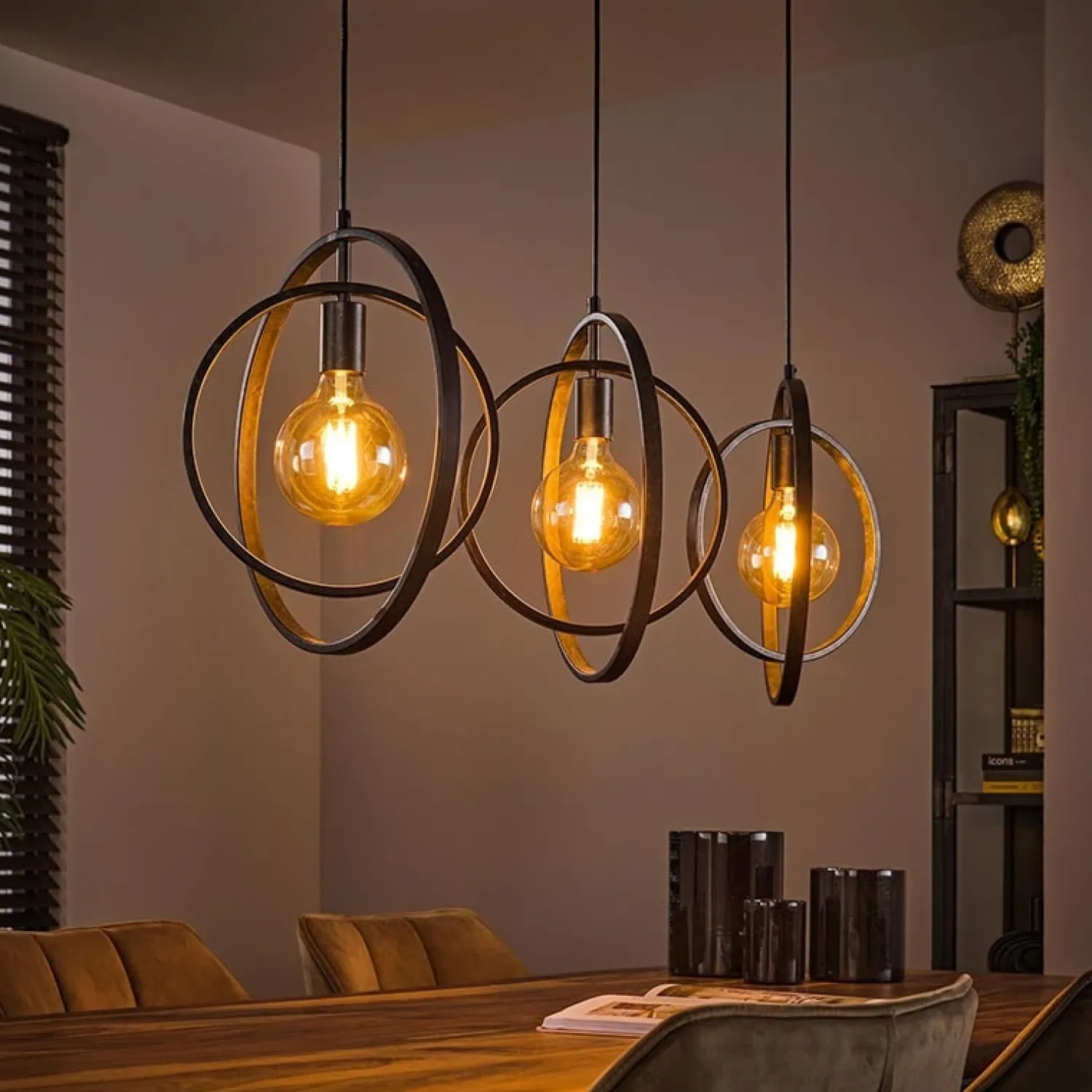 Kalfort Hanglampen|Bellamy 3-lichts hanglamp industrieel