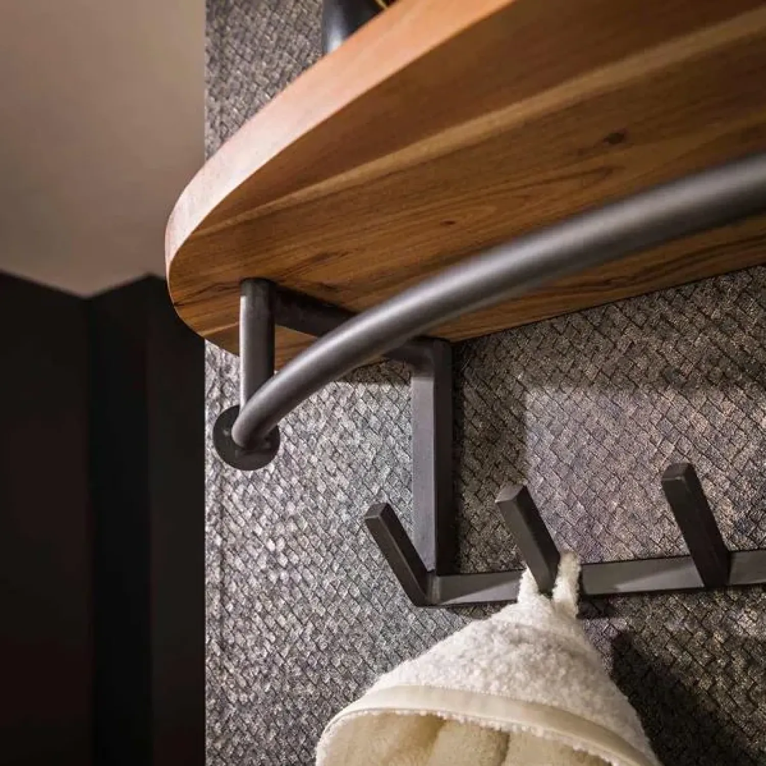 Kalfort Kapstokken|Bravo Kapstok rond 8 haken Acaciahout 100cm
