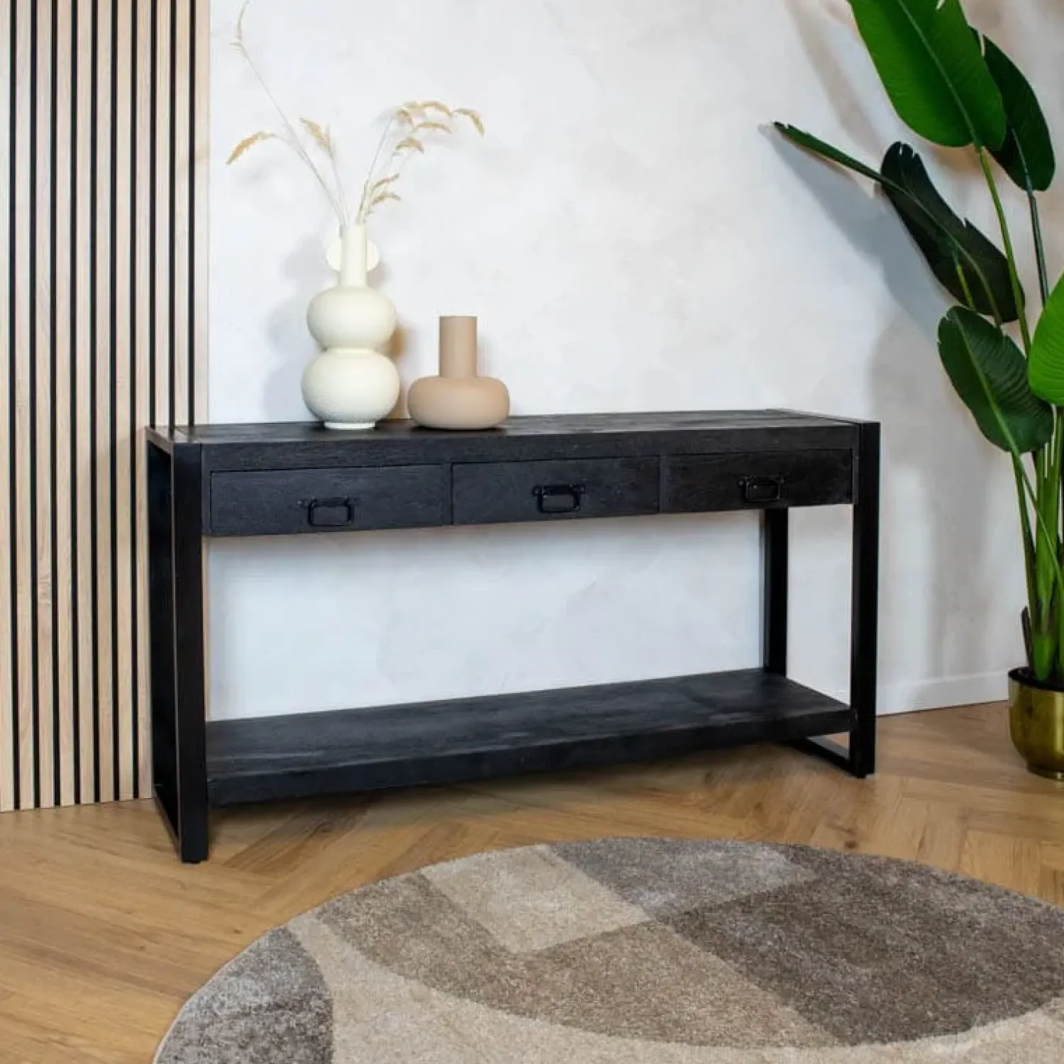 Furndea Sidetables|Britt sidetable industrieel mangohout zwart 150cm
