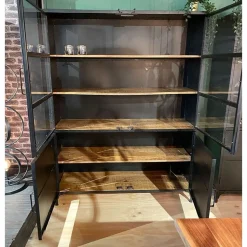 Cavetown Wandkasten|Vitrinekasten|Buffetkast industrieel Trevor zwart/ houten planken 140cm