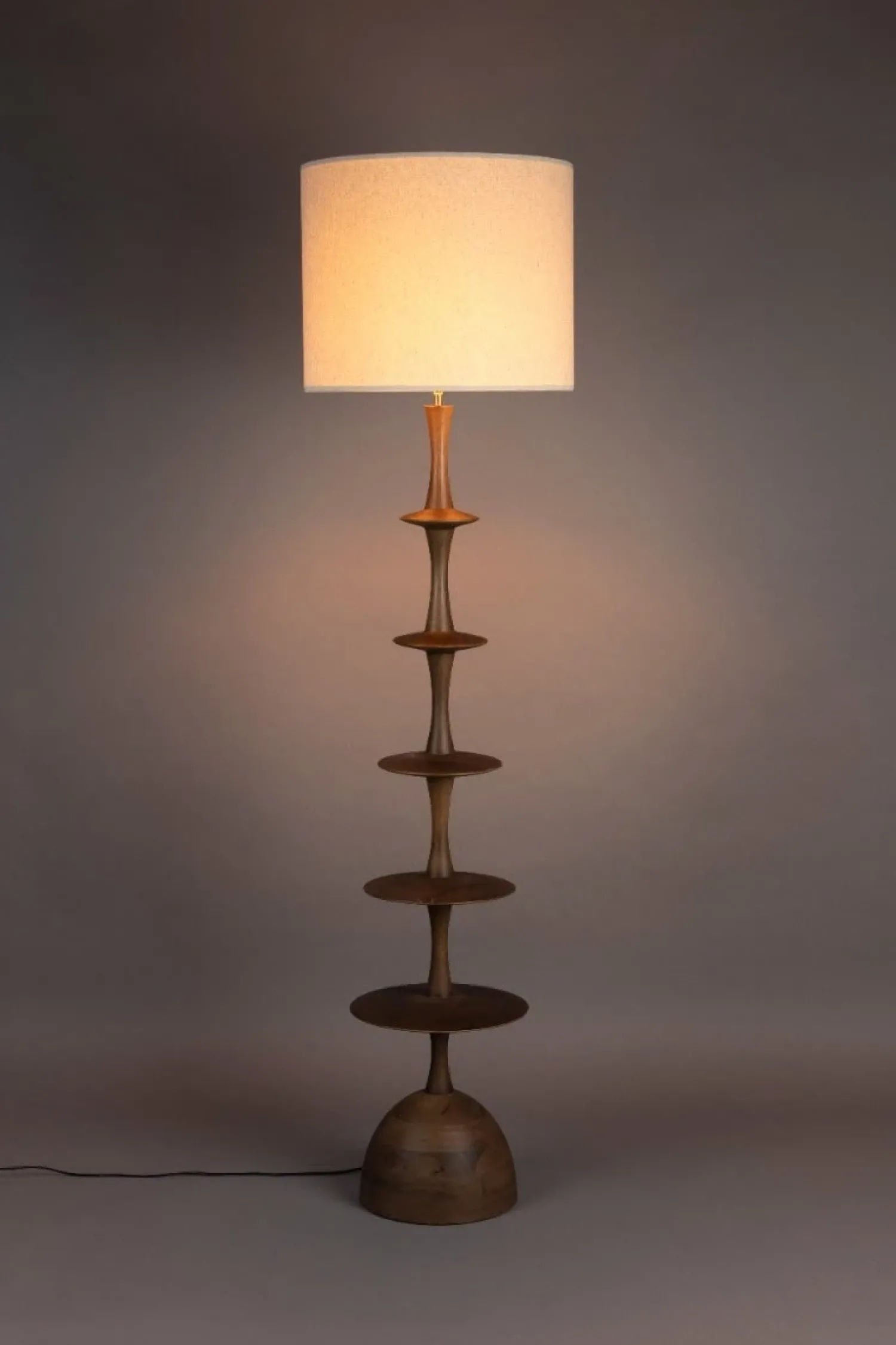 Dutchbone Vloerlampen|Cath 1-lichts Vloerlamp Walnoot
