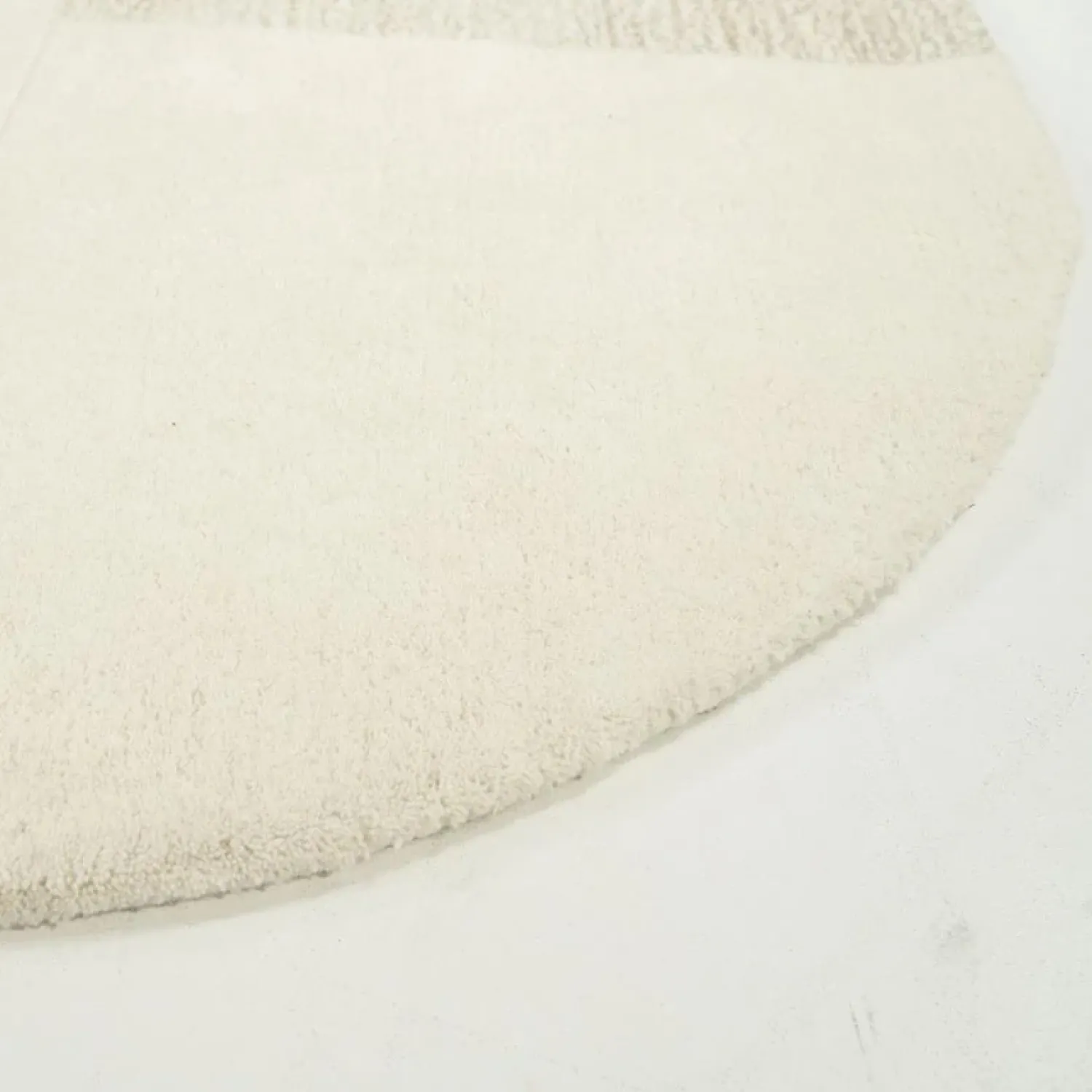 By Boo Vloerkleden|Contour Vloerkleed gebroken wit 290x190cm