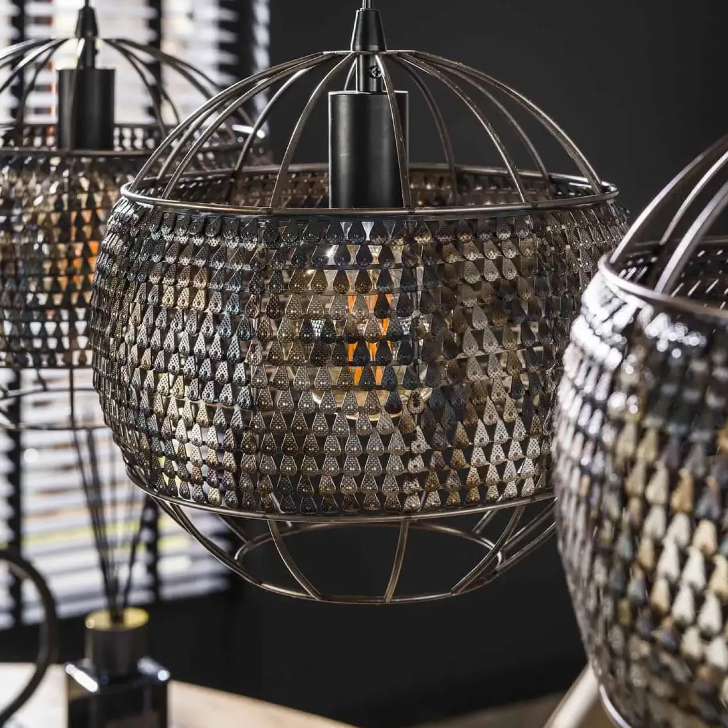 Kalfort Hanglampen|Cooper 3-lichts bol Hanglamp Zwart bruin