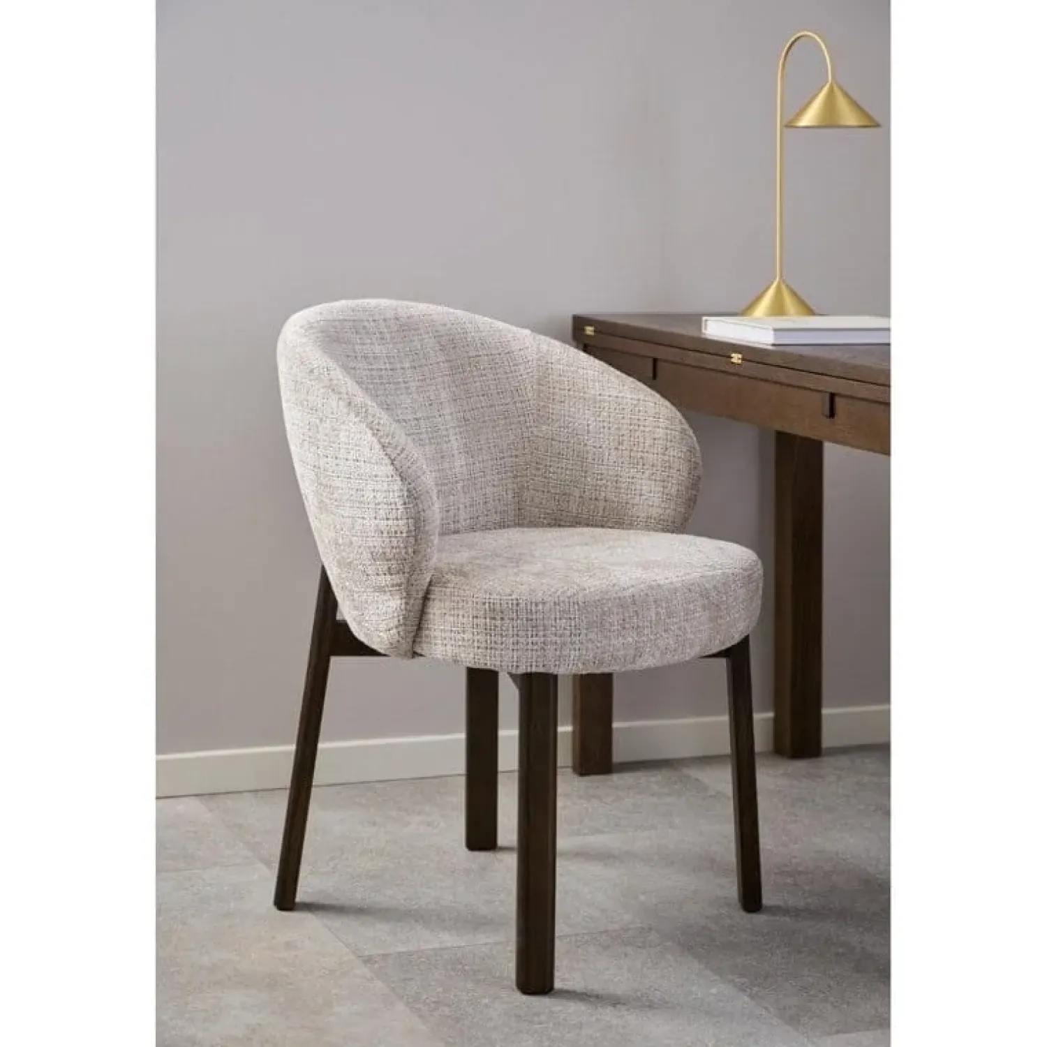 Nordhavn Eetkamerstoelen|Darlene Eetkamerstoel Beige Bruine houten poten