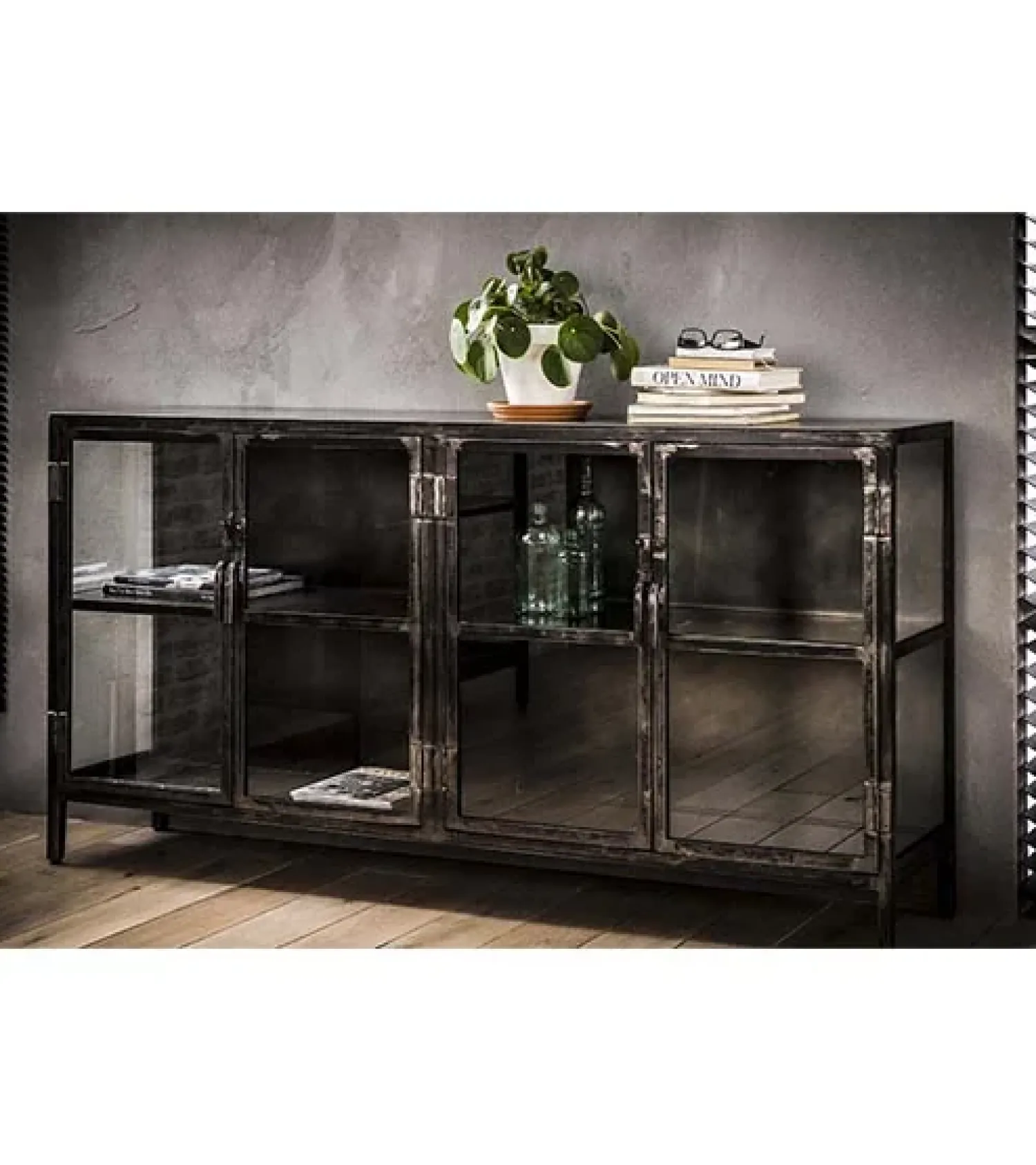 Kalfort Dressoirs|Industriele Kasten|Dressoir industrieel Seattle metaal 4 deurs
