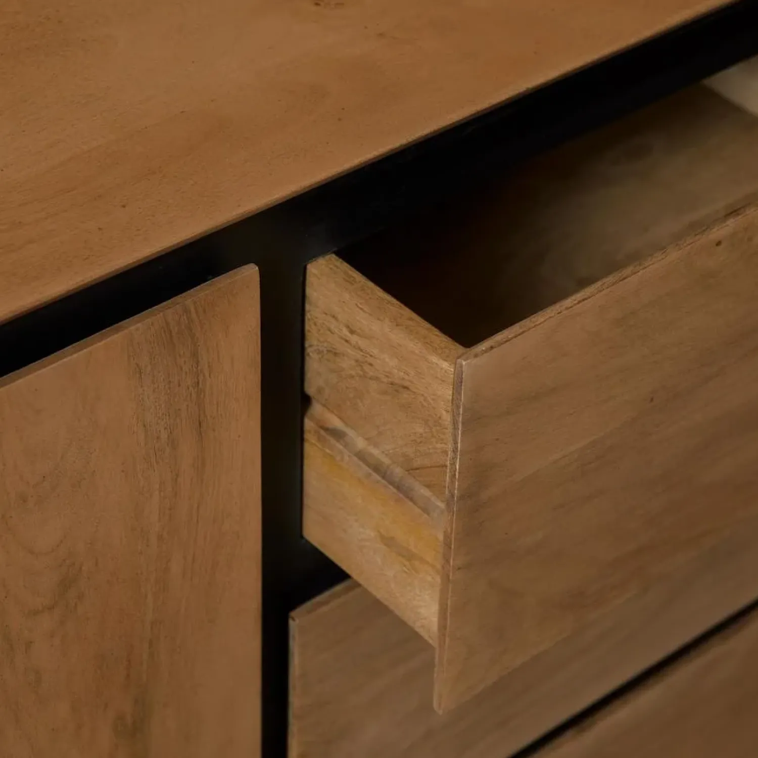 Furndea Dressoirs|Industriele Kasten|Dressoir Mangohout Sindacco - 160cm