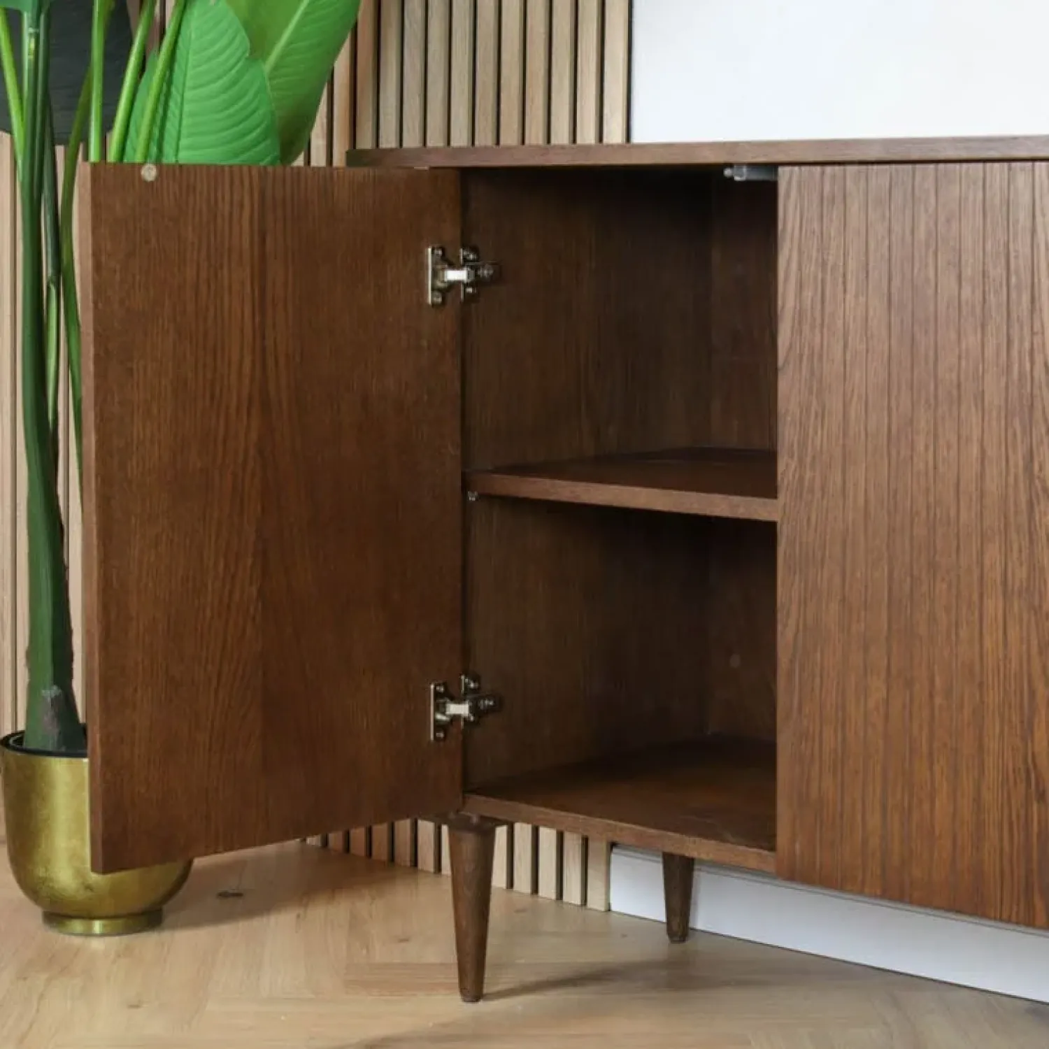 Label51 Dressoirs|Industriele Kasten|Dressoir Oliva Walnoot Eikenhout 220cm
