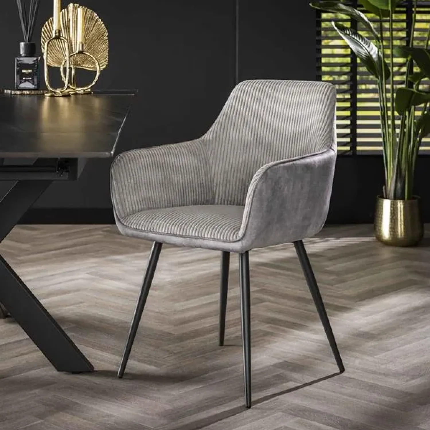 Kalfort Eetkamerstoelen|Eetkamerstoel Angie Ribstof 57cm Zilver