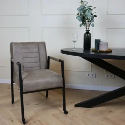 Cavetown Eetkamerstoelen|Eetkamerbanken|Eetkamerstoel Emilio vierkant frame