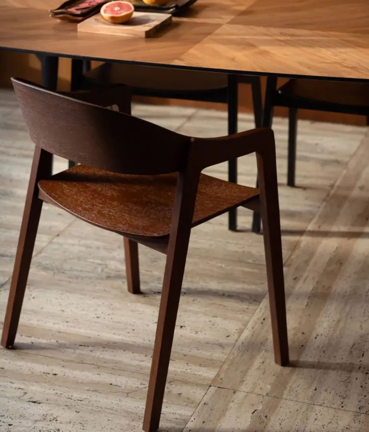 Dutchbone Eetkamerstoelen|Eetkamerstoel Westlake Walnoot 58cm