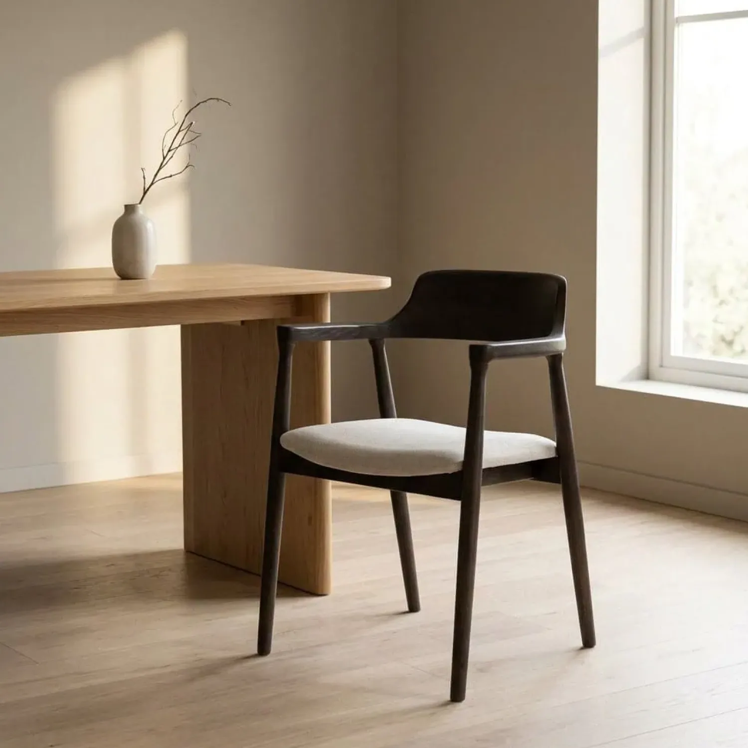 Eleonora Eetkamerstoelen|Eetkamerstoel Yorick Bruin