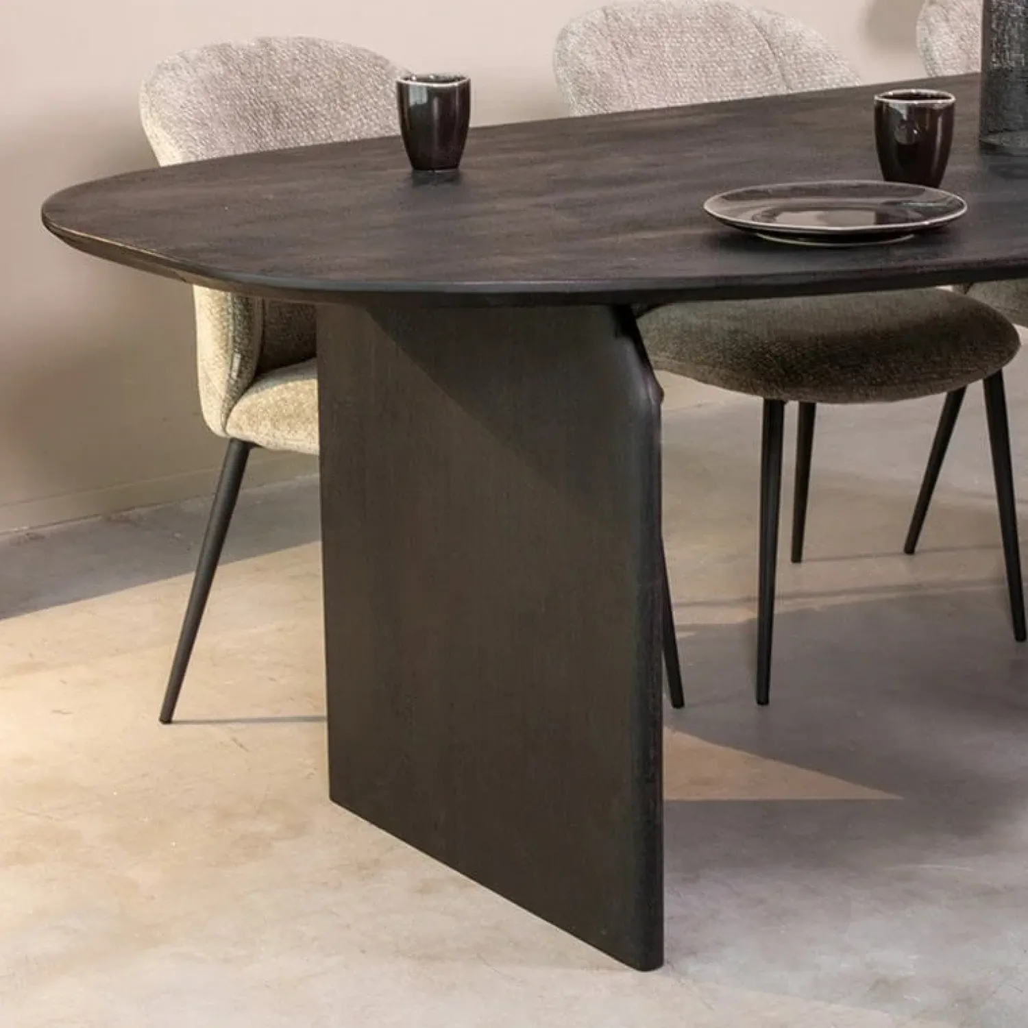 Label51 Eettafels|Eettafel Cooper Zwart Mangohout 250cm