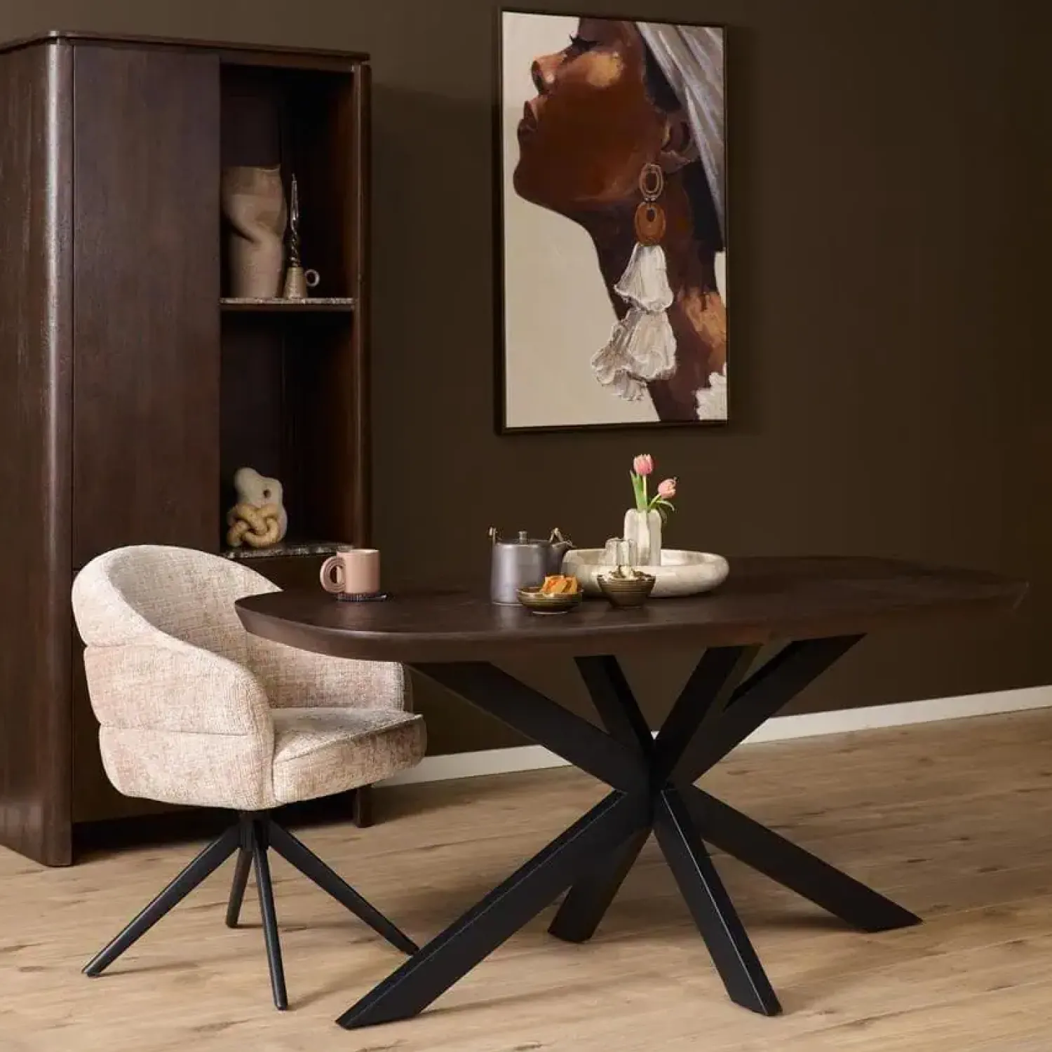 Furndea Eettafels|Eettafel Martin Deens ovaal Walnoot Zwarte poot 160cm