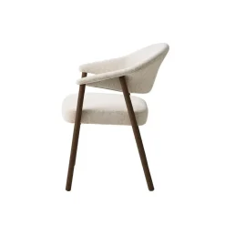 LykkeHome Eetkamerstoelen|Eliza Eetkamerstoel zand met walnoot poot