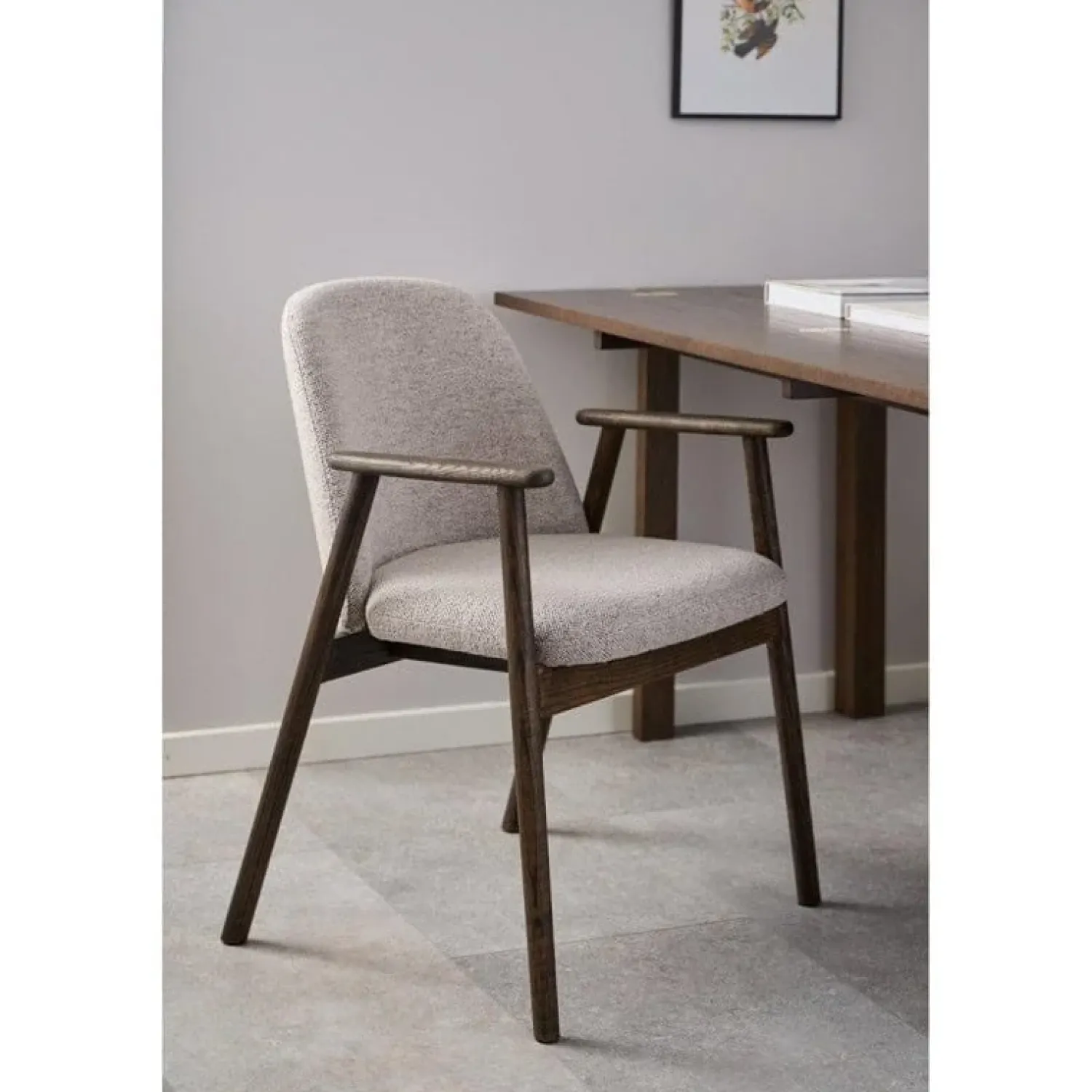 Nordhavn Eetkamerstoelen|Evron Eetkamerstoel Beige met bruine poten