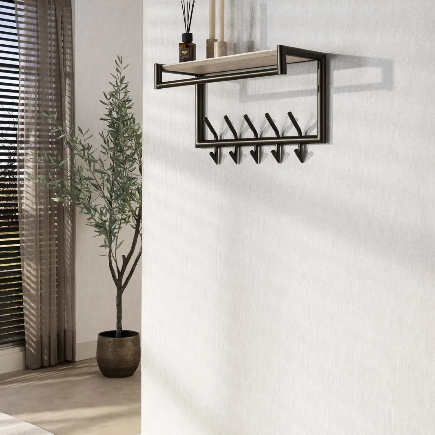 Kalfort Kapstokken|Fenna Kapstok met hoedenplank 10 haken Travertine 65cm