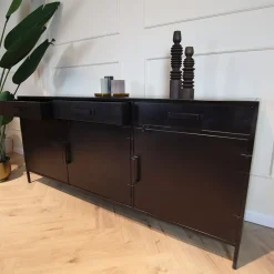 Cavetown Dressoirs|Industriele Kasten|Figue dressoir 180cm zwart