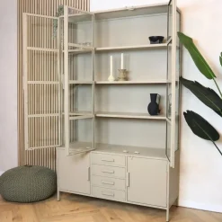 Cavetown Vitrinekasten|Industriele Kasten|Figue vitrinekast hoog taupe 136cm