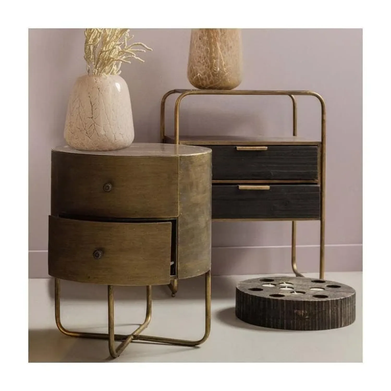 WOOOD Nachtkastjes|Industriele Kasten|Glossy Rond kastje metaal antique brass 39cm