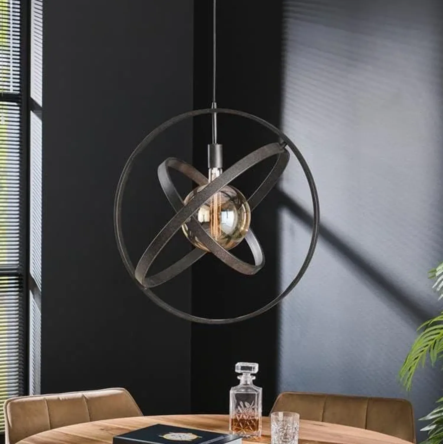 Kalfort Hanglampen|Gyro 1 lichts hanglamp Artic zwart
