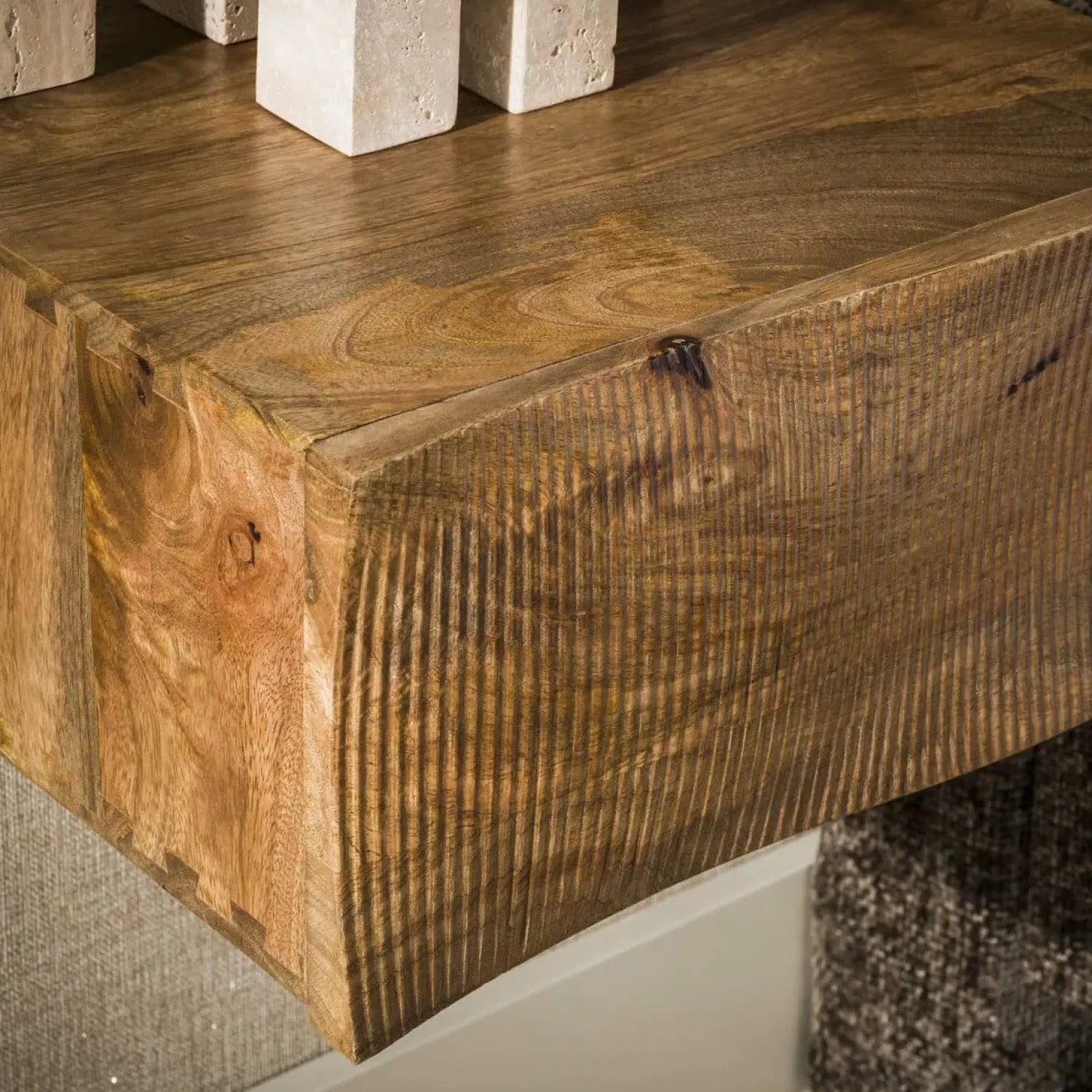 Kalfort Nachtkastjes|Industriele Kasten|Jasmina Zwevend Nachtkastje 1 lade Mangohout 40cm