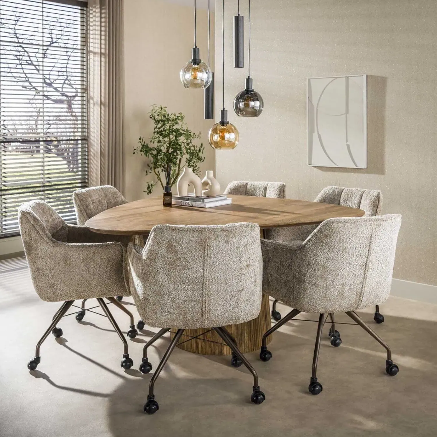 Kalfort Eettafels|Jean Eettafel Driehoekig Mangohout 150cm