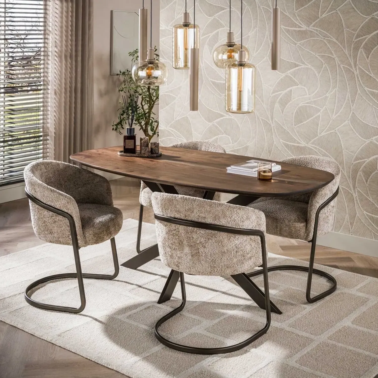 Kalfort Eettafels|Kelvin Eettafel deens ovaal Acaciahout 150cm
