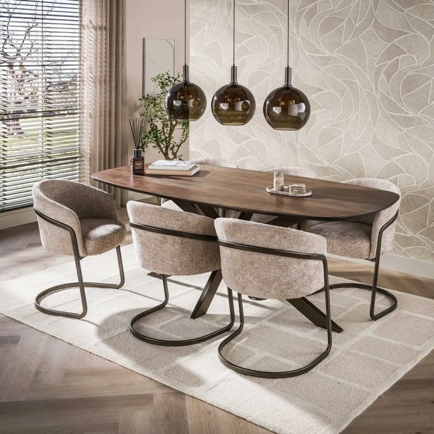 Kalfort Eettafels|Kelvin Eettafel deens ovaal Acaciahout 215cm