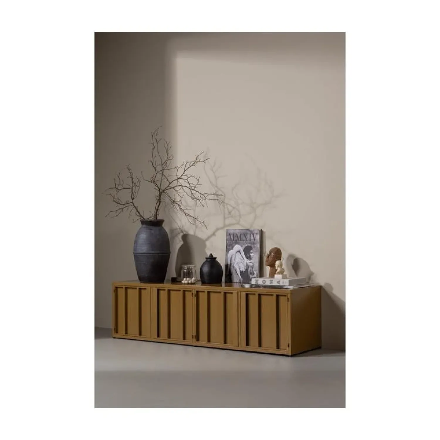 WOOOD Industriele Kasten|Tv Meubels|Level Tv meubel metaal honinggeel 160cm
