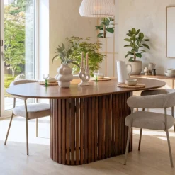 Vane Living Eettafels|Linea Eettafel bruin Deens Ovaal 200cm