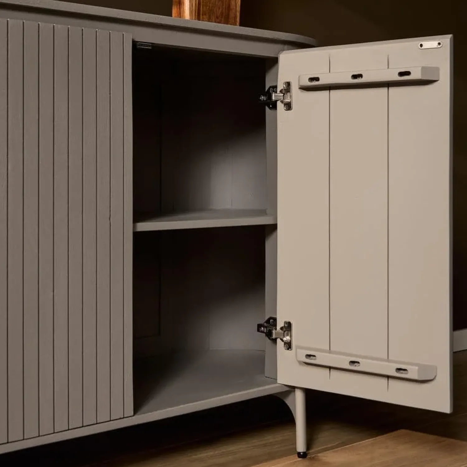 Furndea Dressoirs|Industriele Kasten|Livia Dressoir Taupe 165cm