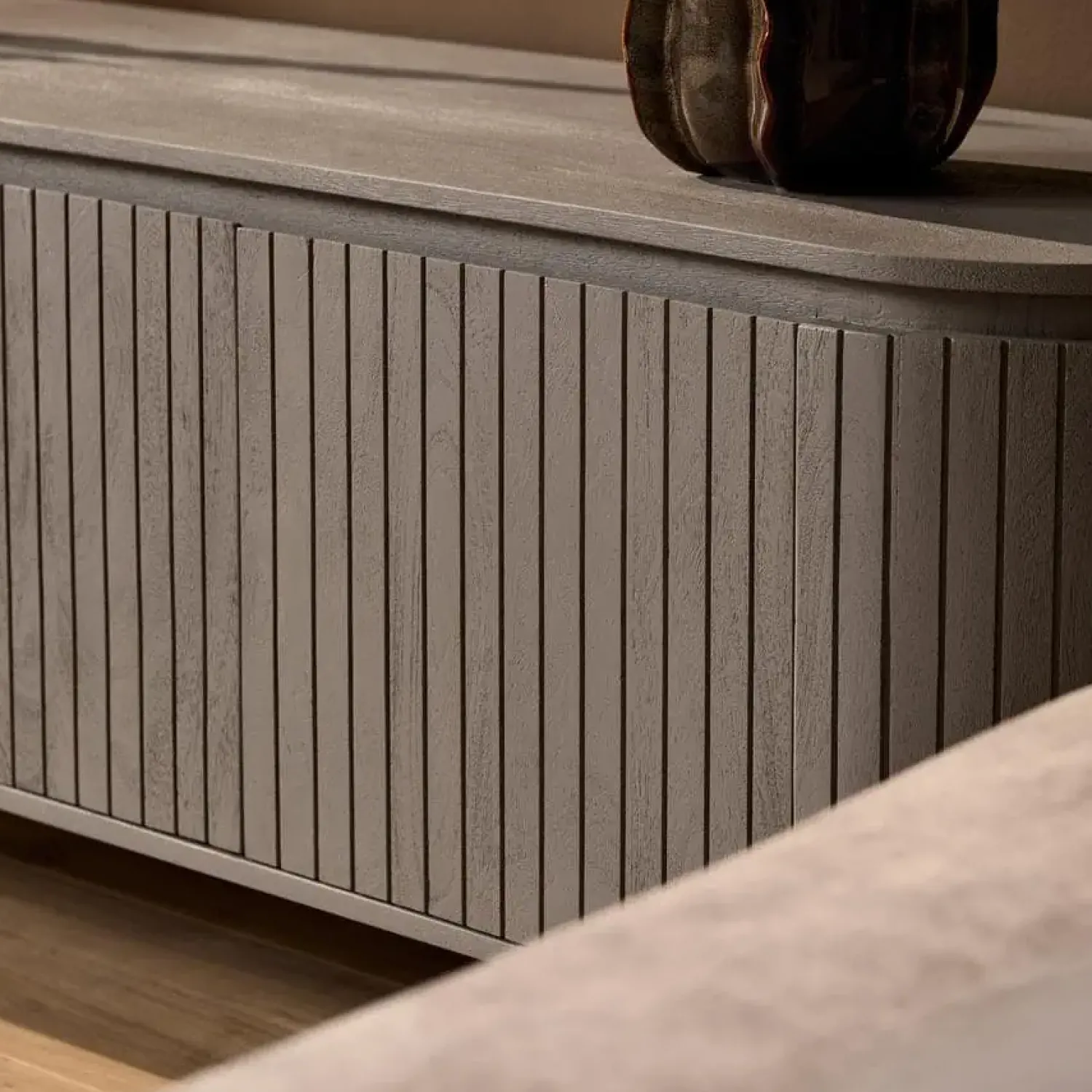 Furndea Industriele Kasten|Tv Meubels|Livia Tv meubel Taupe 165cm
