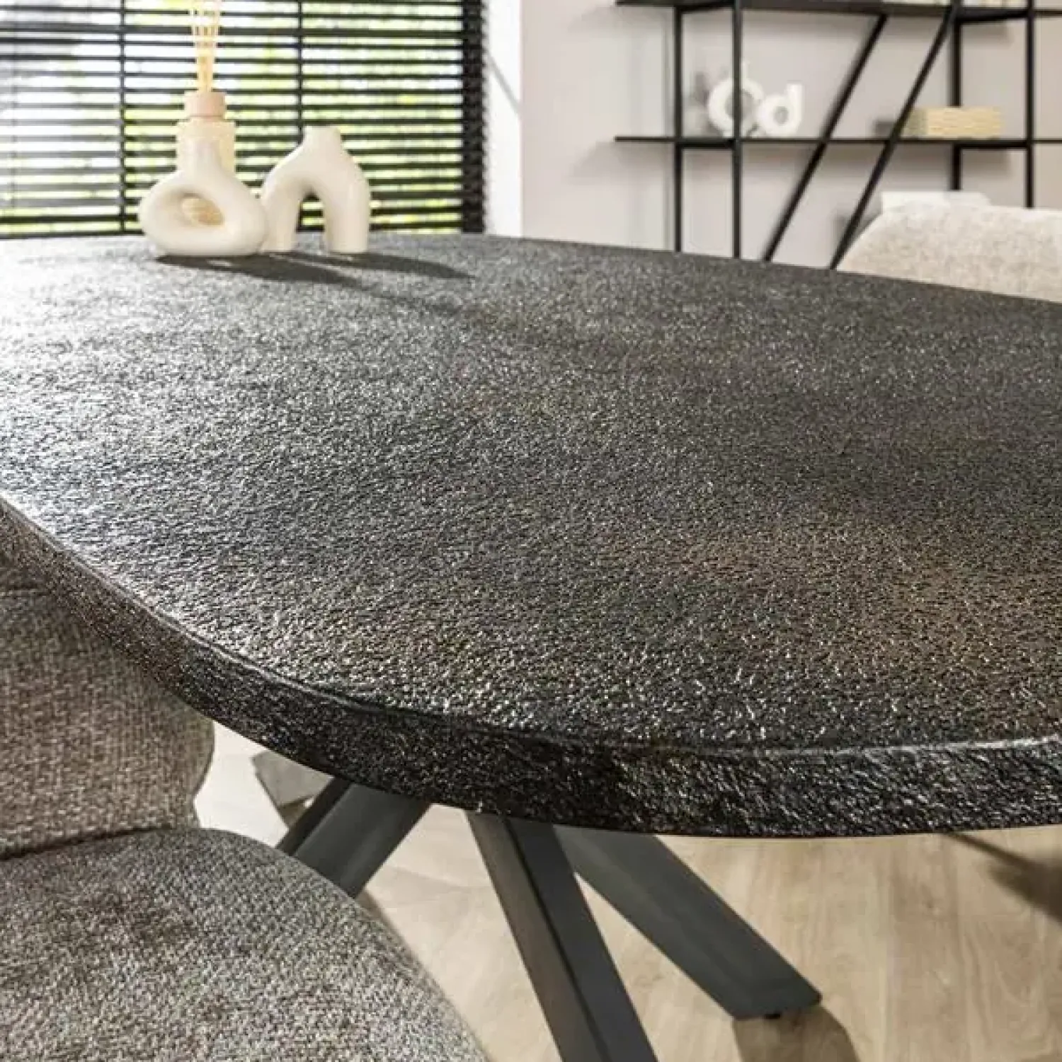 Kalfort Eettafels|Lopez Eettafel deens ovaal Metallic grijs 215cm
