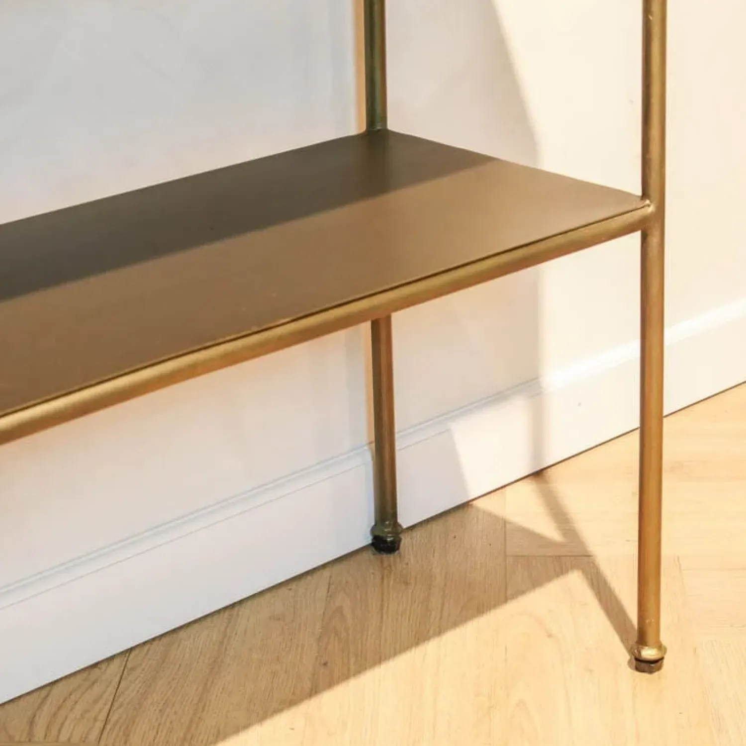 PTMD Sidetables|Loua sidetable goud 119,5cm