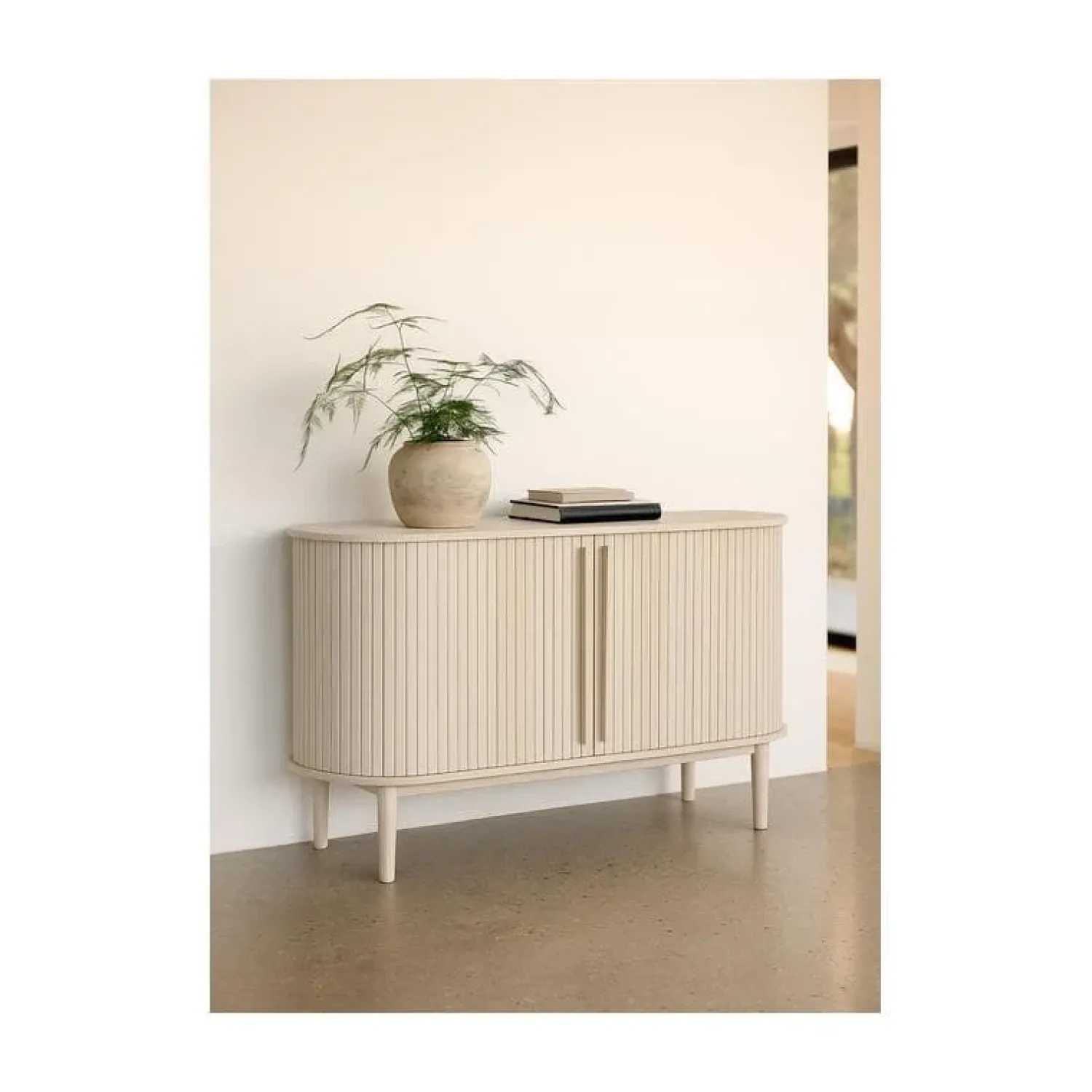 LykkeHome Dressoirs|Industriele Kasten|Maria Dressoir Lichtbruin 140cm