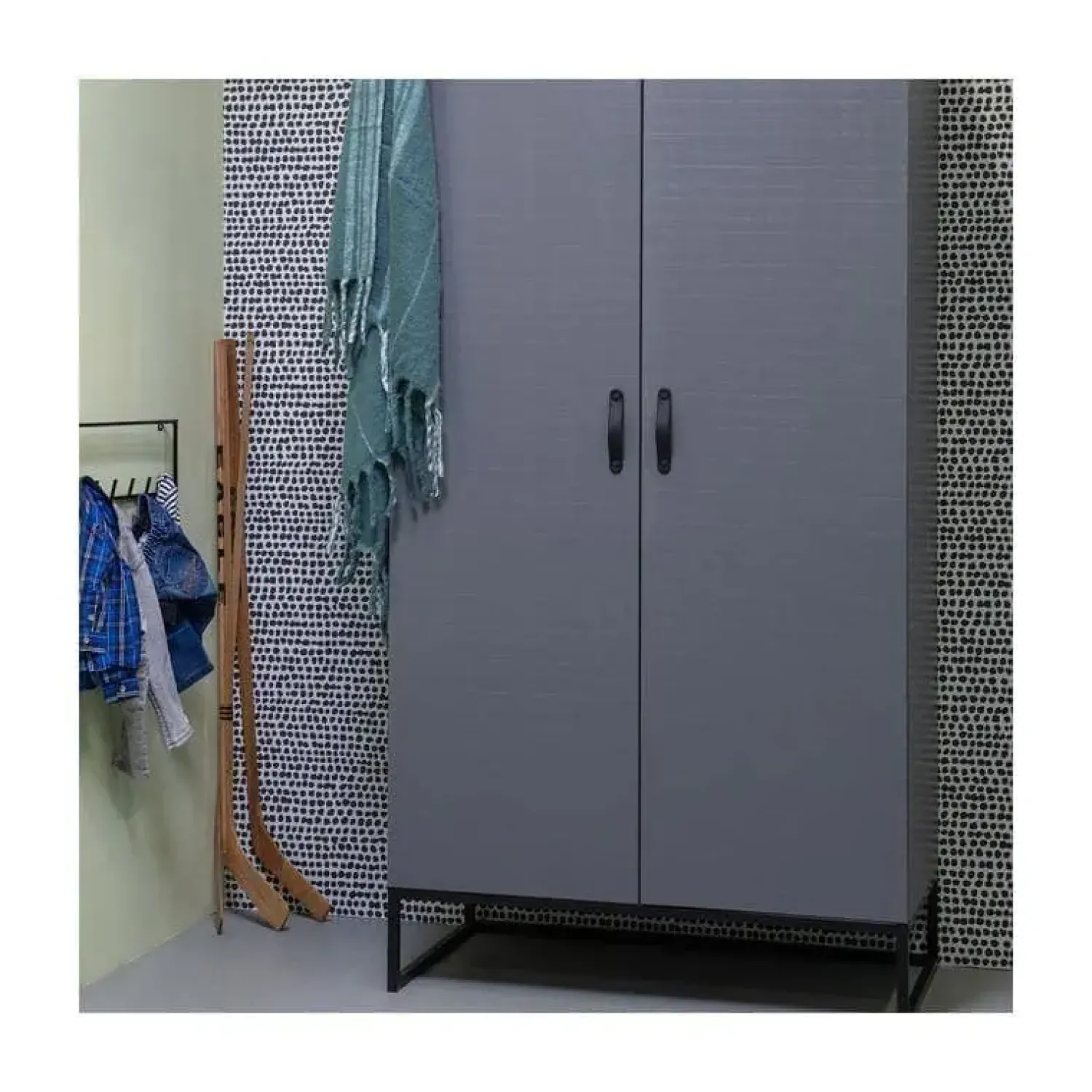 WOOOD Industriele Kasten|Kledingkasten|Morris Kast Dennenhout Leem 100cm