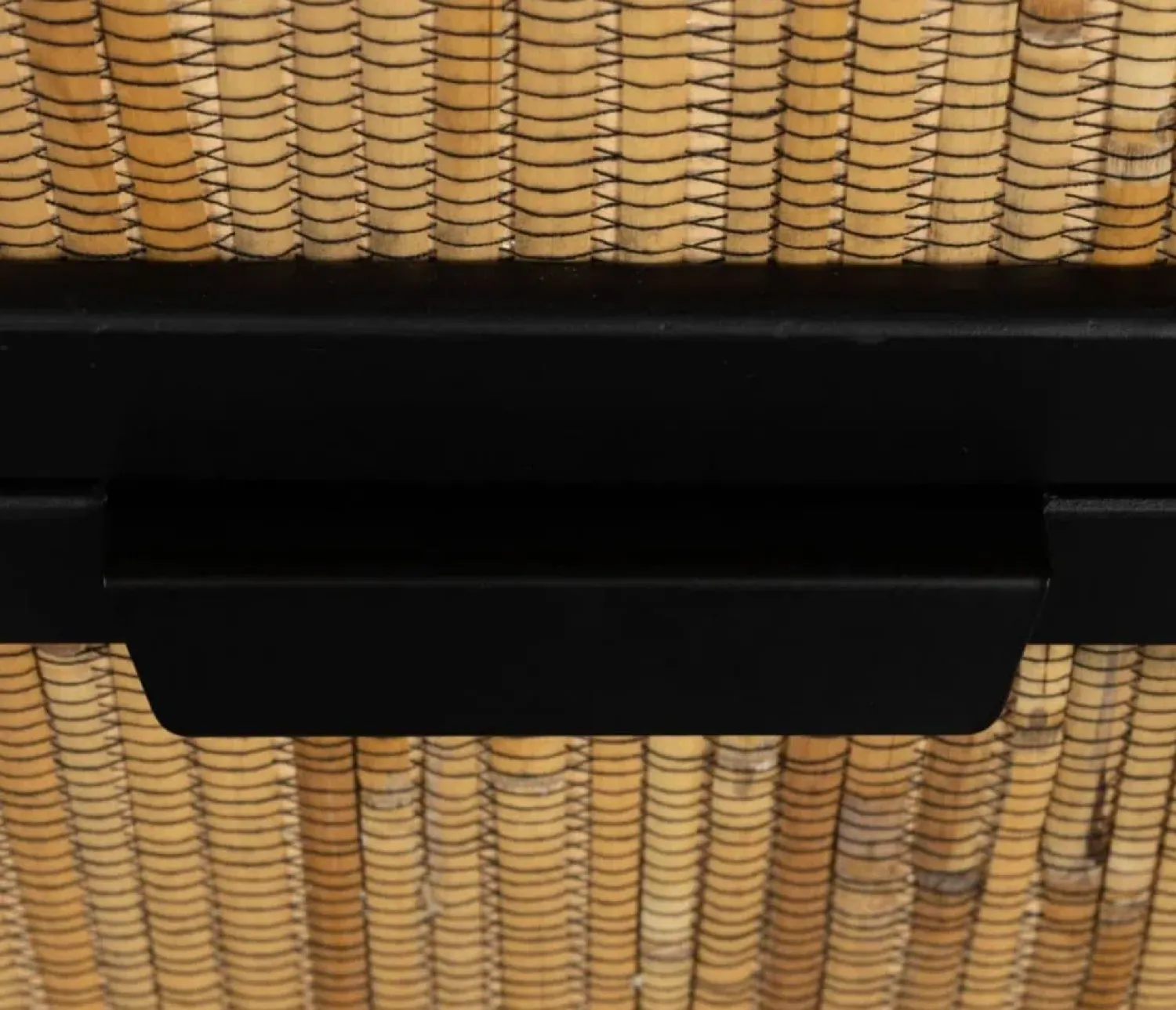 Dutchbone Nachtkastjes|Industriele Kasten|Nachtkastje Yasu Rotan Zwart 45cm