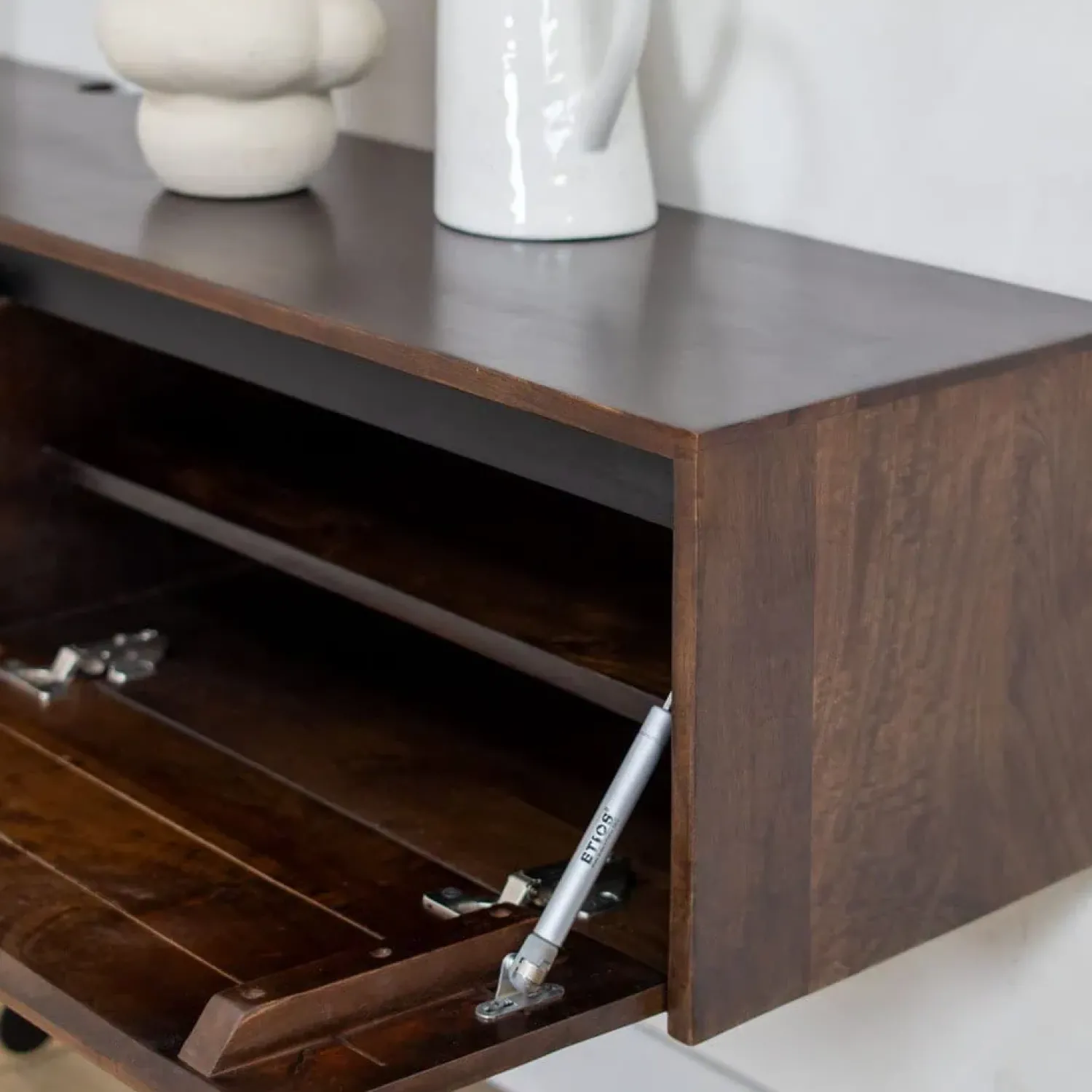 Vane Living Industriele Kasten|Tv Meubels|Nils Zwevend Tv meubel walnoot 200cm