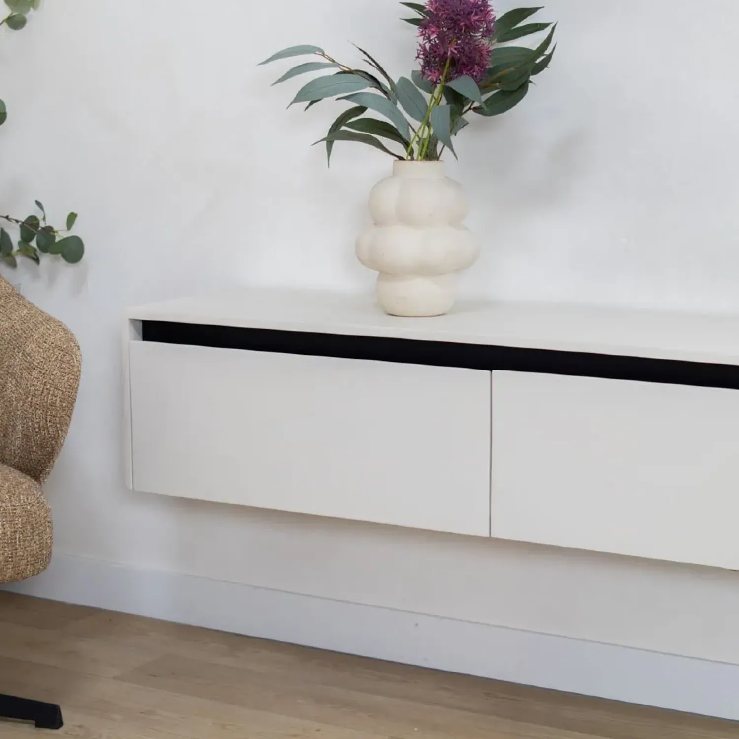 Vane Living Industriele Kasten|Tv Meubels|Nils Zwevend Tv meubel zand 200cm