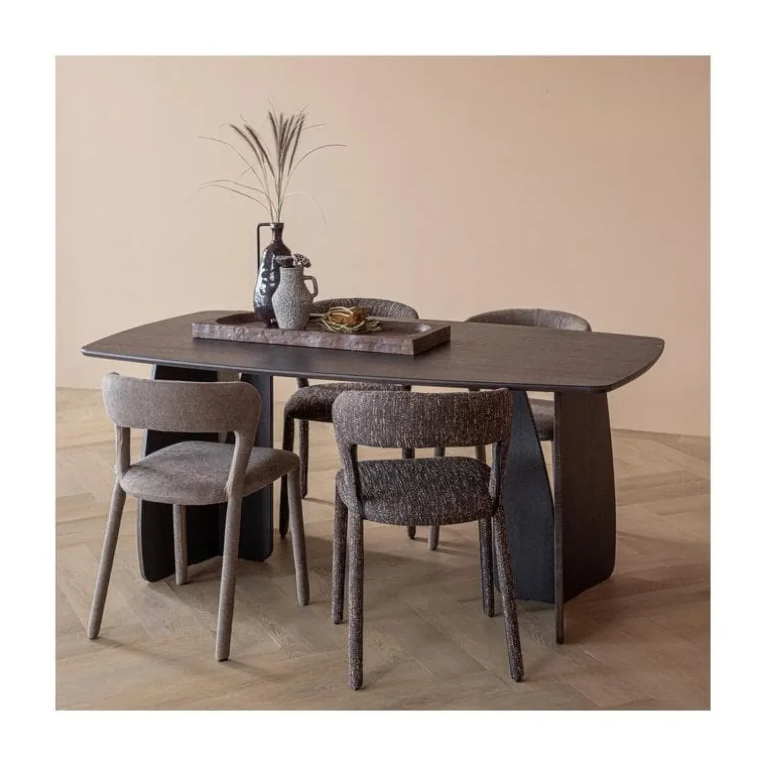 WOOOD Eetkamerstoelen|Noble Eetkamerstoel Taupe