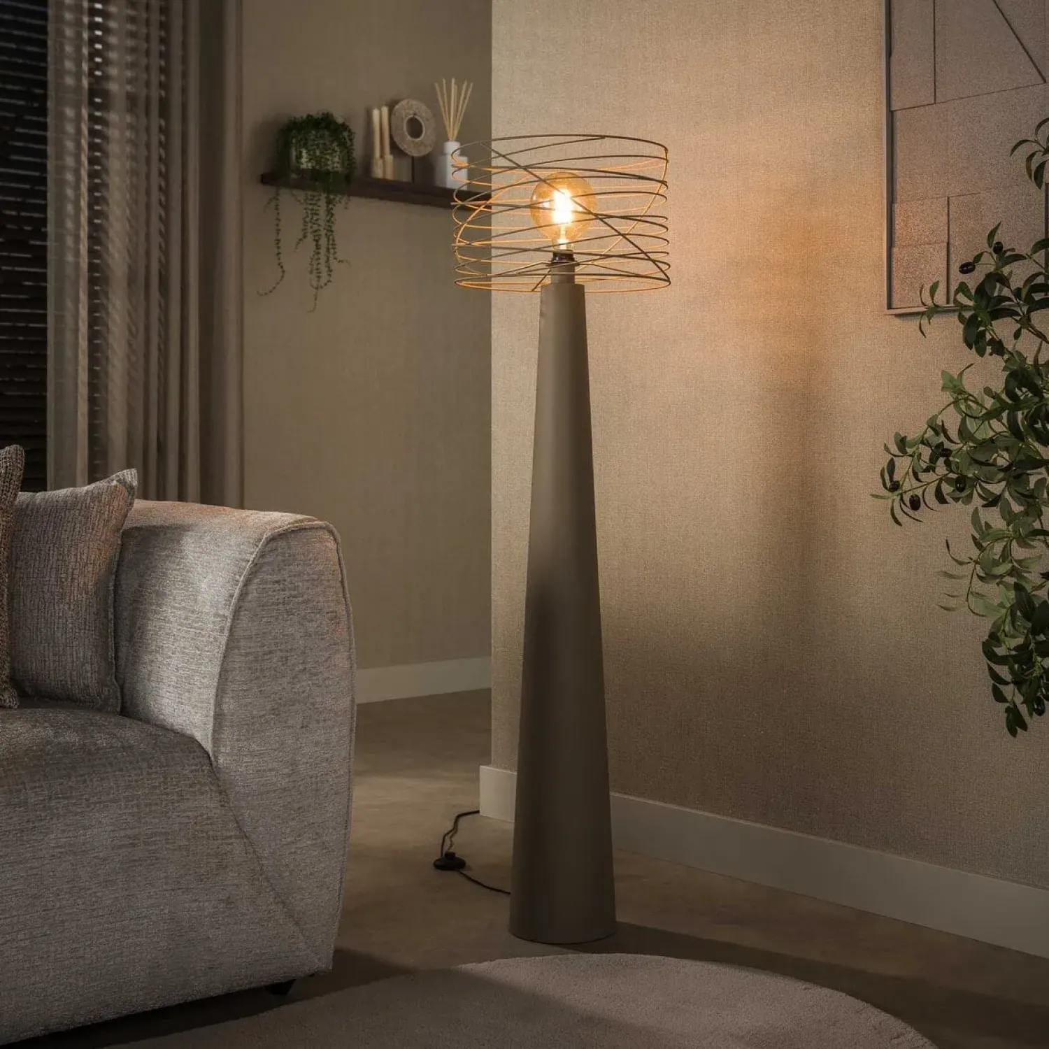 Kalfort Vloerlampen|Omaha 1-lichts Vloerlamp Beige