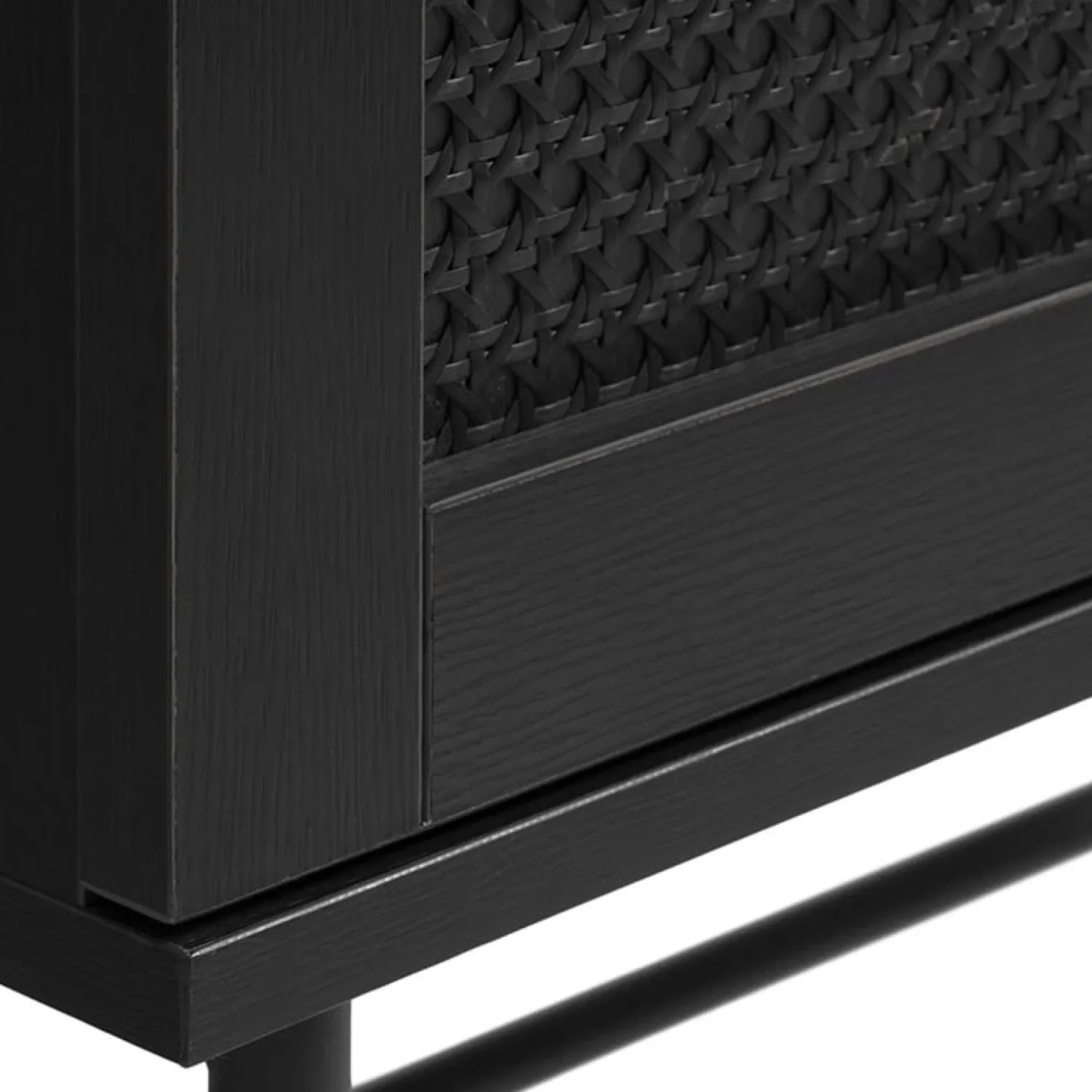 LykkeHome Bijzettafels|Pernille bijzettafel zwart melamine rotan 45cm