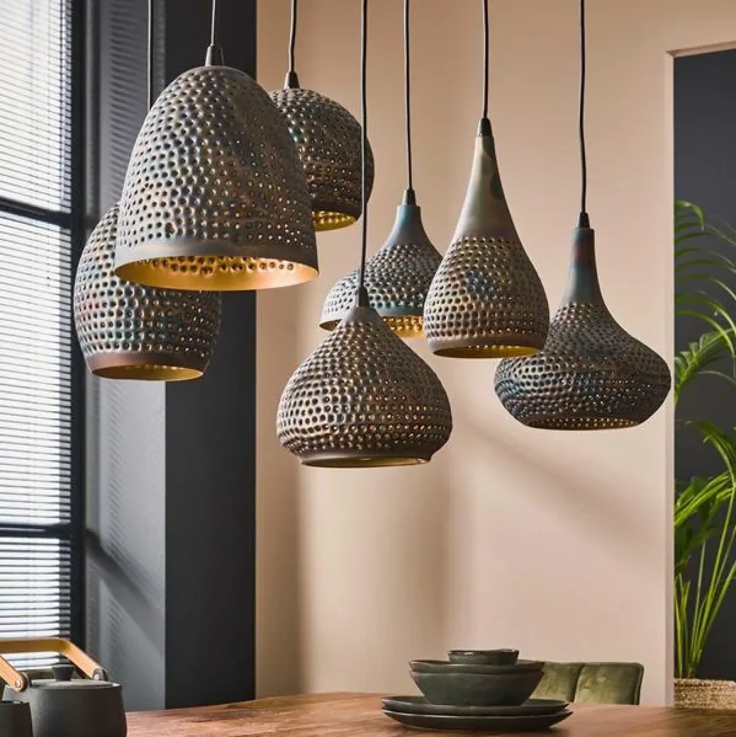 Kalfort Hanglampen|Pinch Hanglamp 7-lichts Zwart bruin