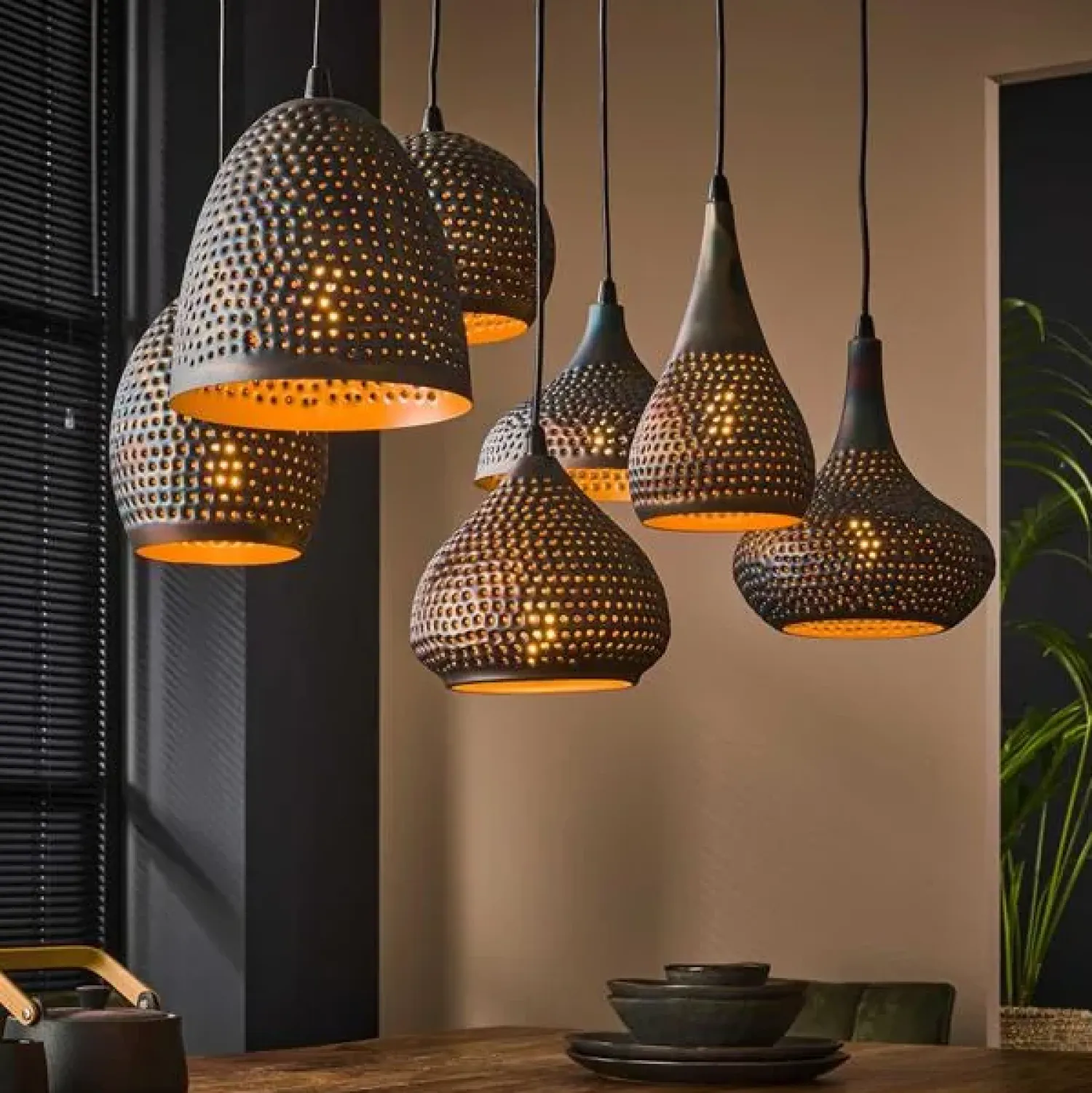 Kalfort Hanglampen|Pinch Hanglamp 7-lichts Zwart bruin