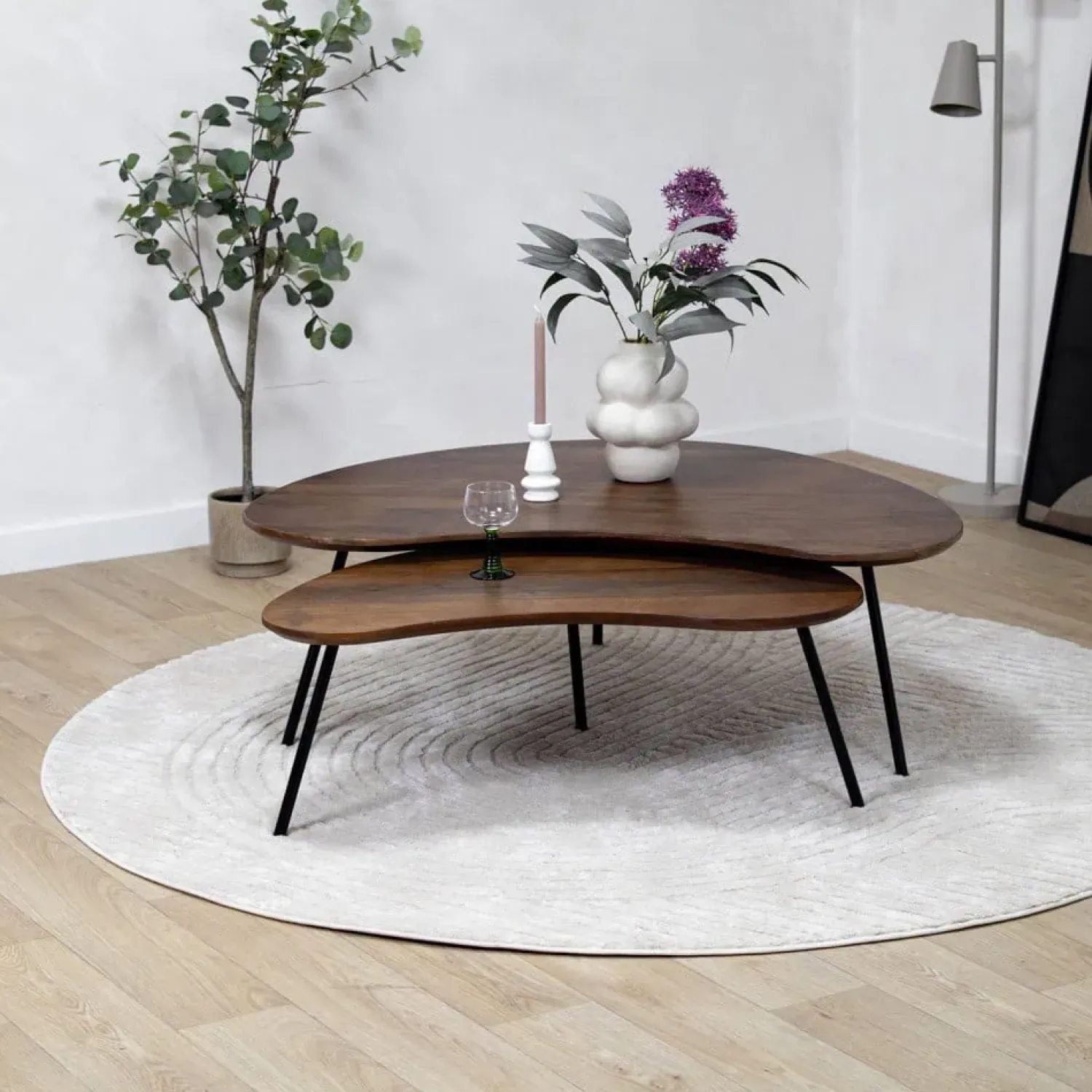 Vane Living Salontafels|Salontafel Signe set van 2 walnoot 120/92cm