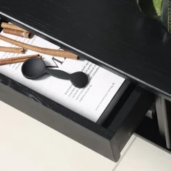 LykkeHome Industriele Kasten|Tv Meubels|Sarita TV meubel zwart eikenhoutfineer 160cm