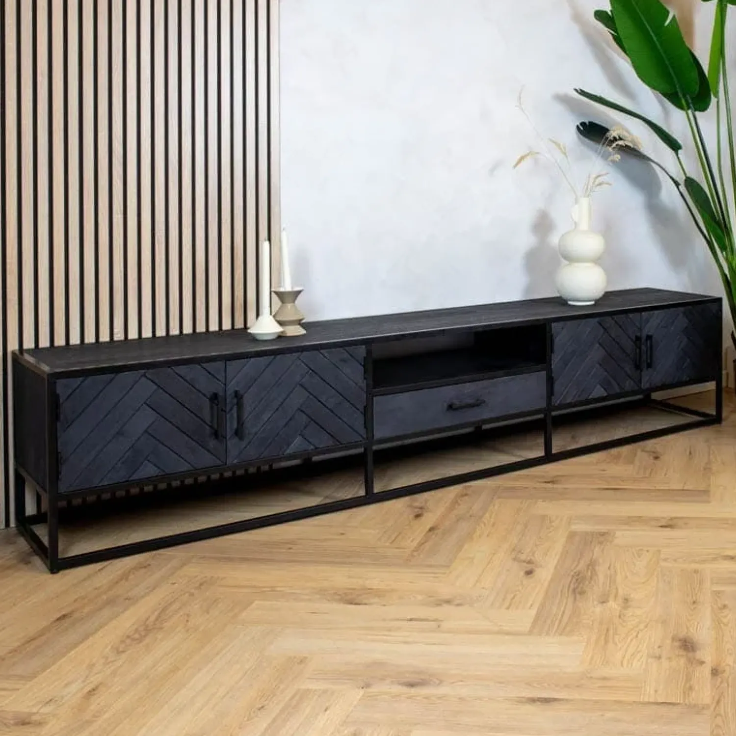 Furndea Industriele Kasten|Tv Meubels|Scandi tv meubel industrieel mangohout visgraat zwart 240cm