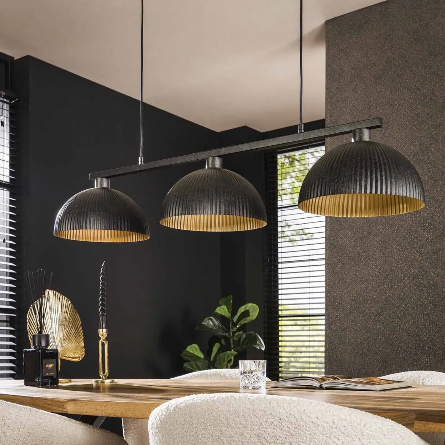 Kalfort Hanglampen|Sean 3-lichts Hanglamp ribbel goud/zwart